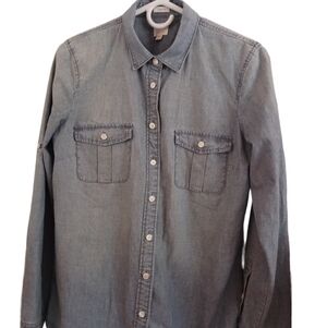 J. CREW PERFECT FIT BUTTON DOWN TOP